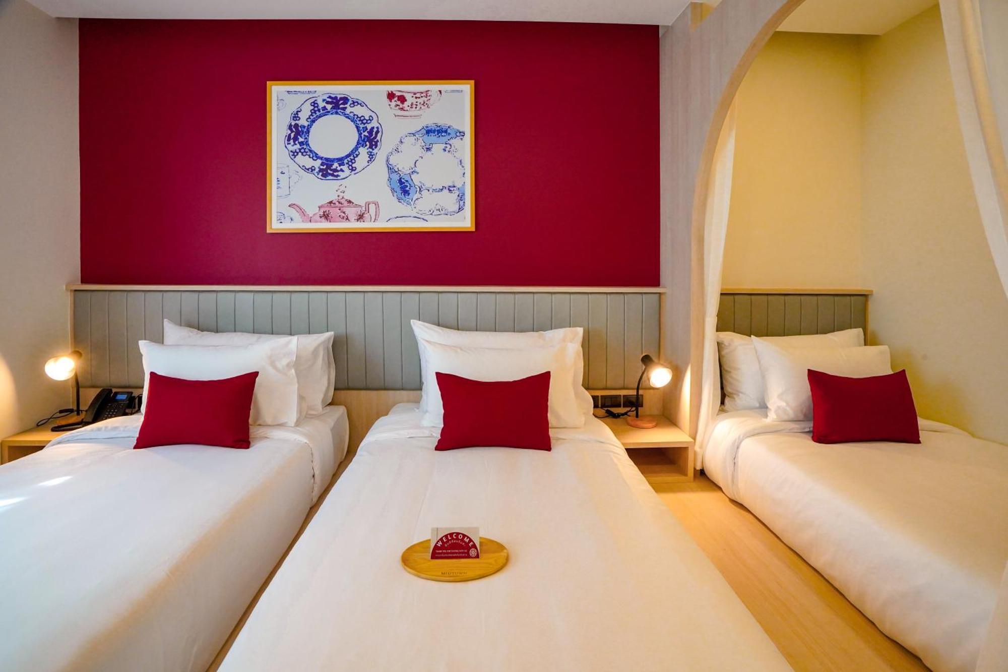 Hotel Midtown Ratsada Phuket Buitenkant foto