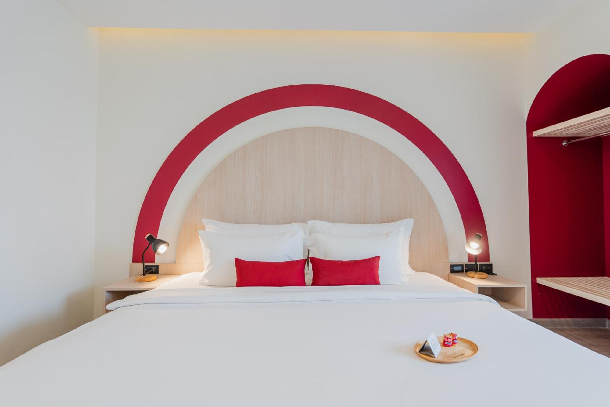 Hotel Midtown Ratsada Phuket Buitenkant foto